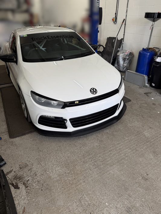 VW Scirocco chassis mount splitter