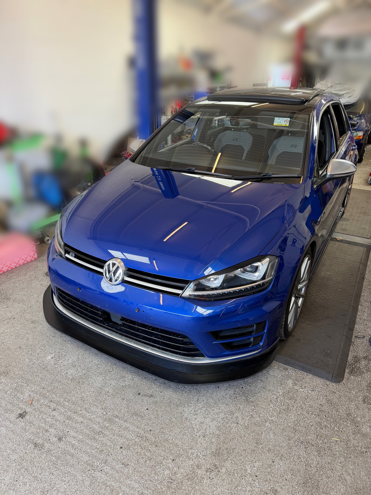VW MK7/7.5 Golf R Chassis Mount Splitter