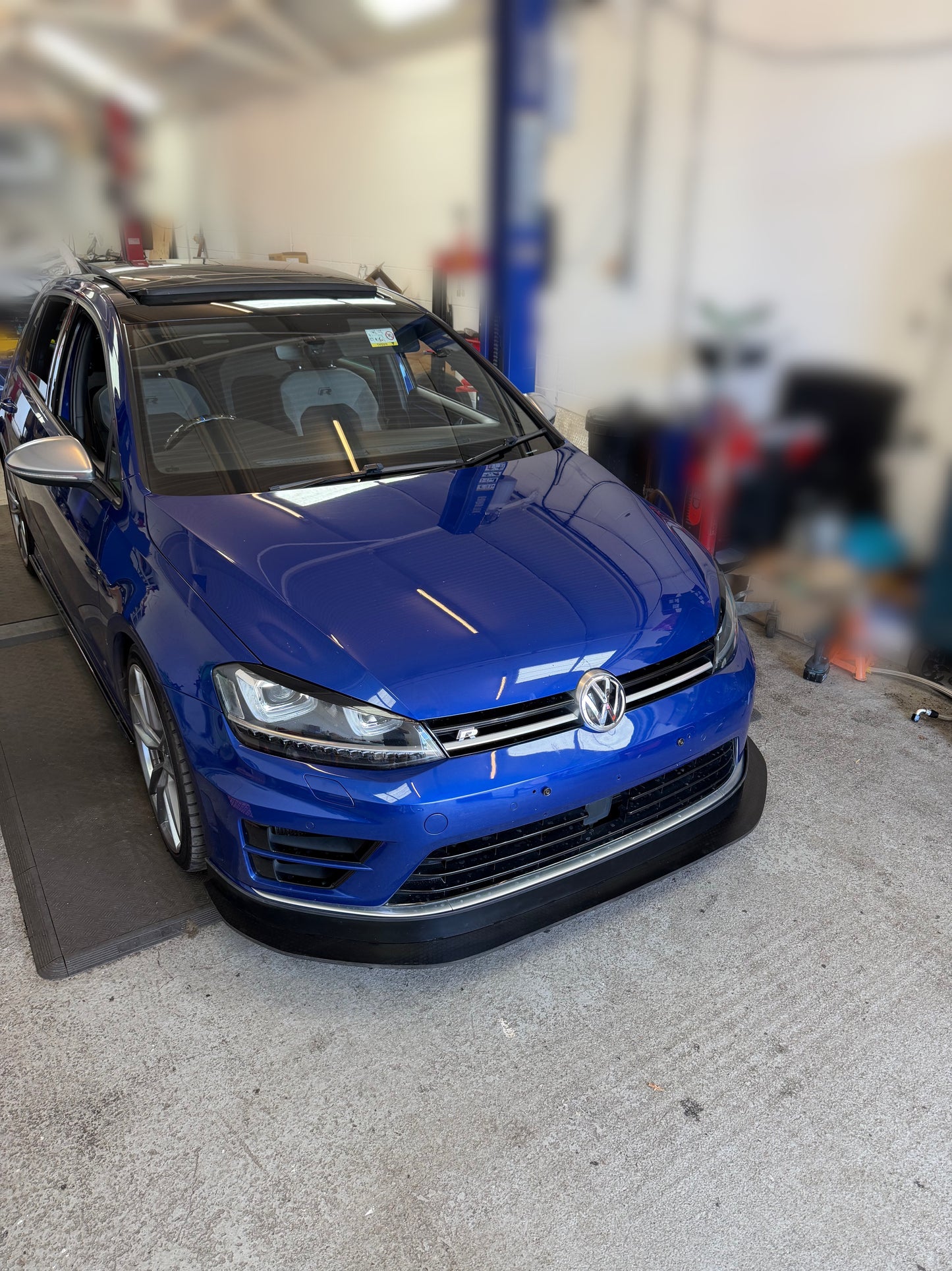 VW MK7/7.5 Golf R Chassis Mount Splitter
