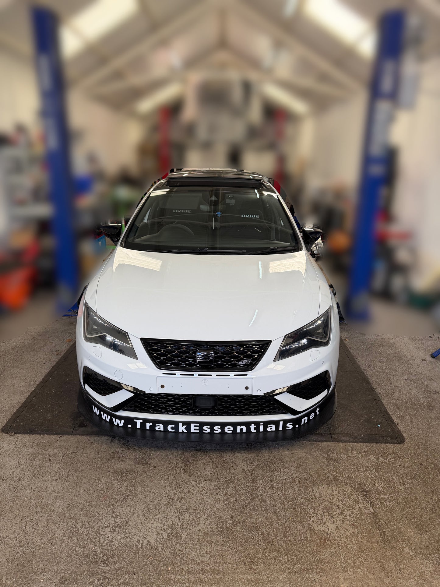 Seat Cupra Mk3.5 Chassis Mount Splitter